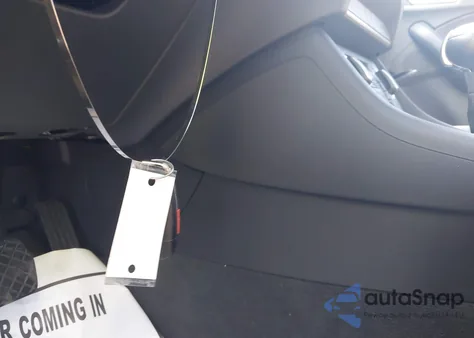 2017 Audi Q3 2.0T Premium из США, поврежденный, VIN WA1JCCFS8HR003056